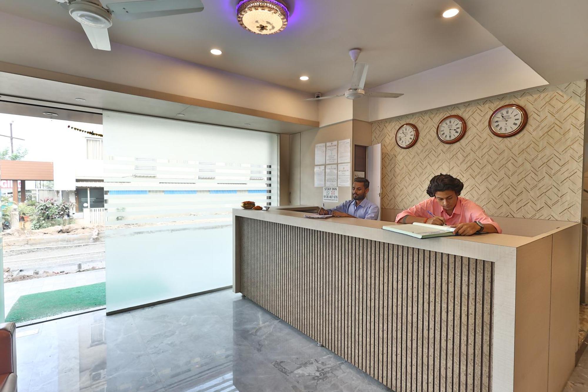 Hotel Stay Inn Navi Mumbai Zewnętrze zdjęcie